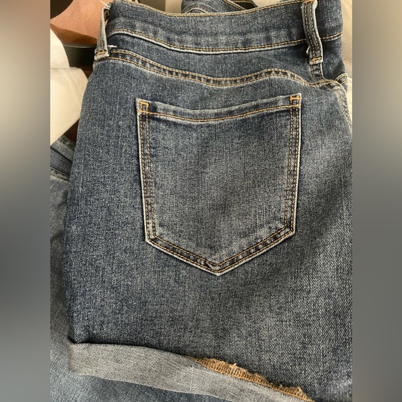 Old Navy - Size 10 - Denim Shorts - Picture 1 of 4